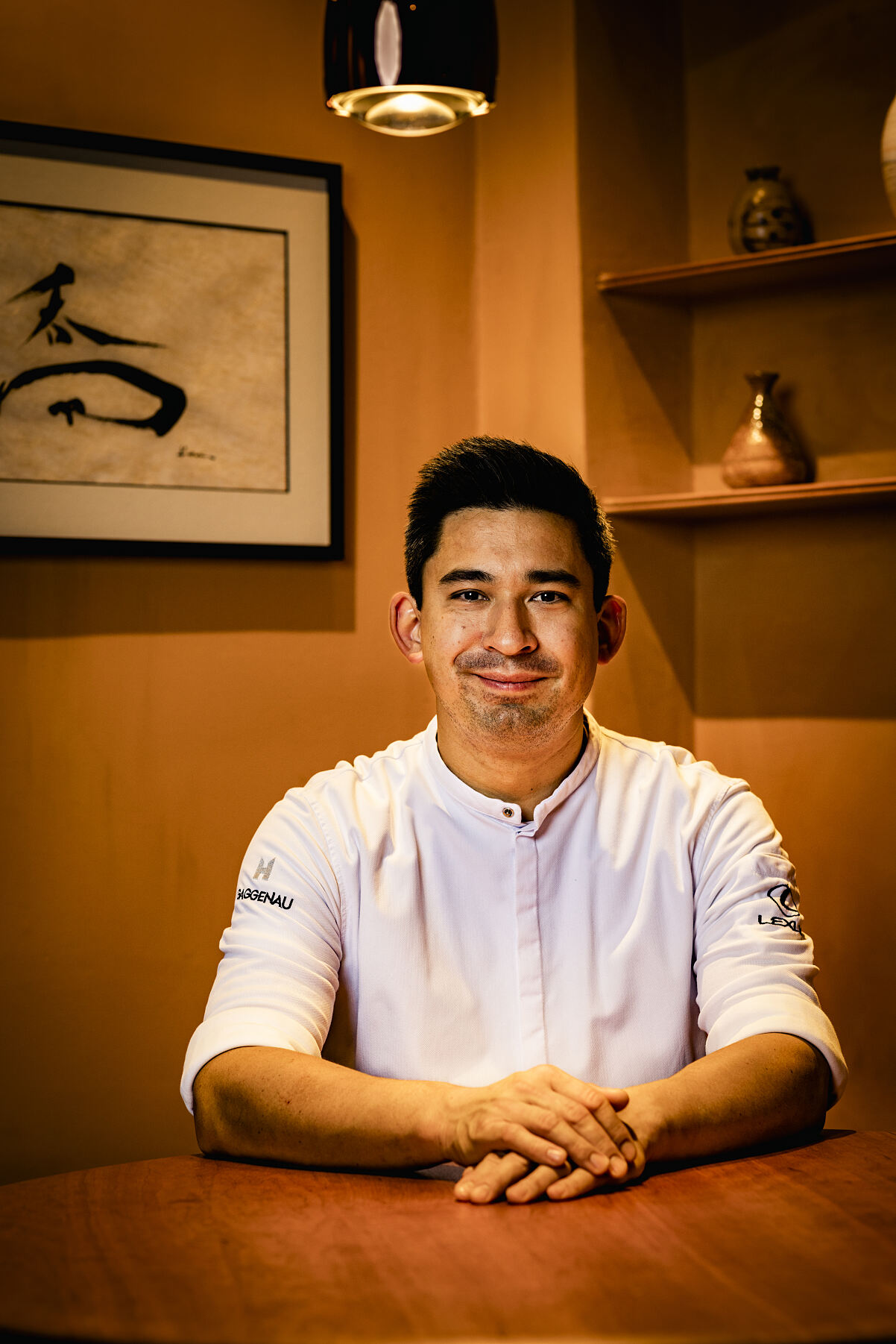 Gaggenau präsentiert „Presence“ auf der Milan Design Week 2026. Die kulinarische Integration wurde in Zusammenarbeit mit dem Drei-Sterne-Koch Tohru Nakamura entwickelt.