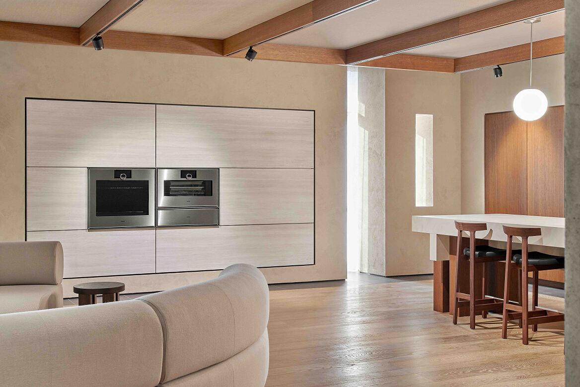 Die Gaggenau Serie Expressive hebt sich dadurch ab, dass sie die Küche in etwas verwandelt, das über reine Funktionalität hinaus geht.